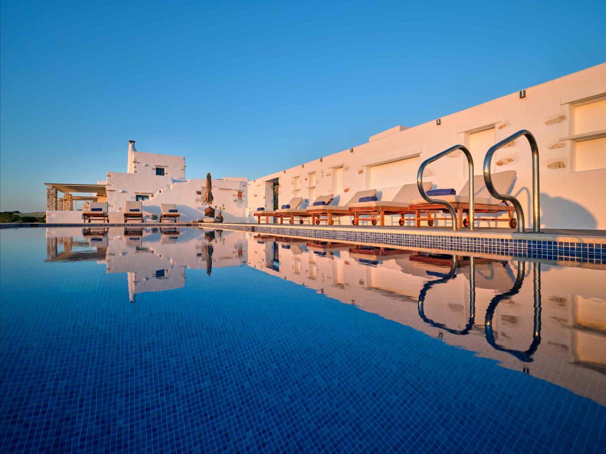 Luxurious Villa Pactia Amazing Pool Isterni  Exterior photo