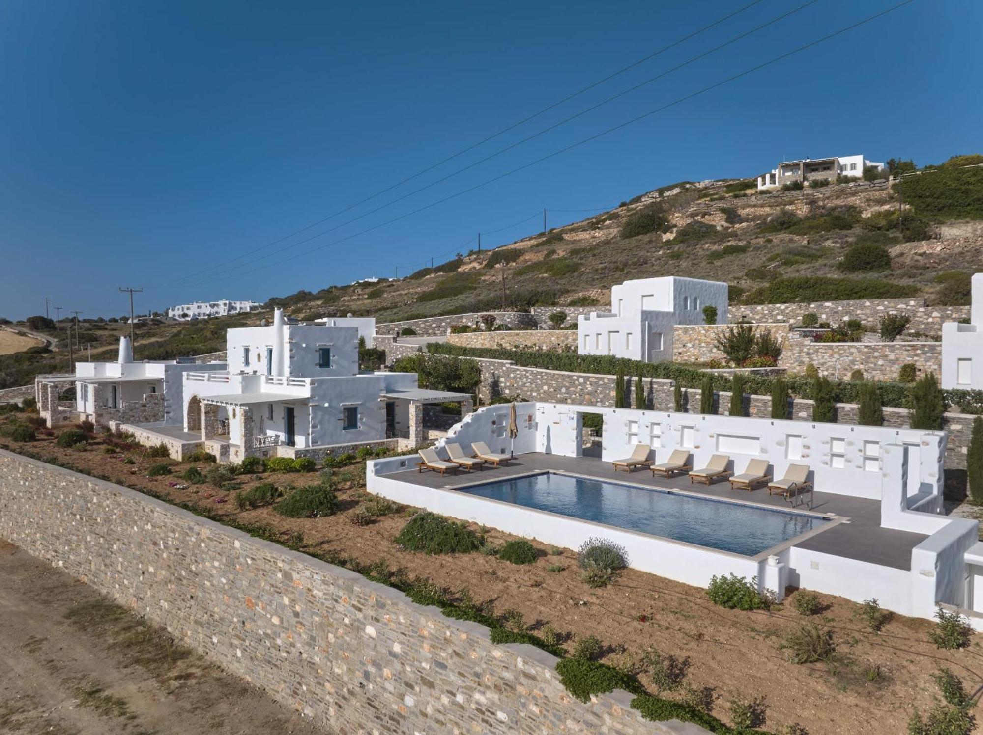 Luxurious Villa Pactia Amazing Pool Isterni  Exterior photo