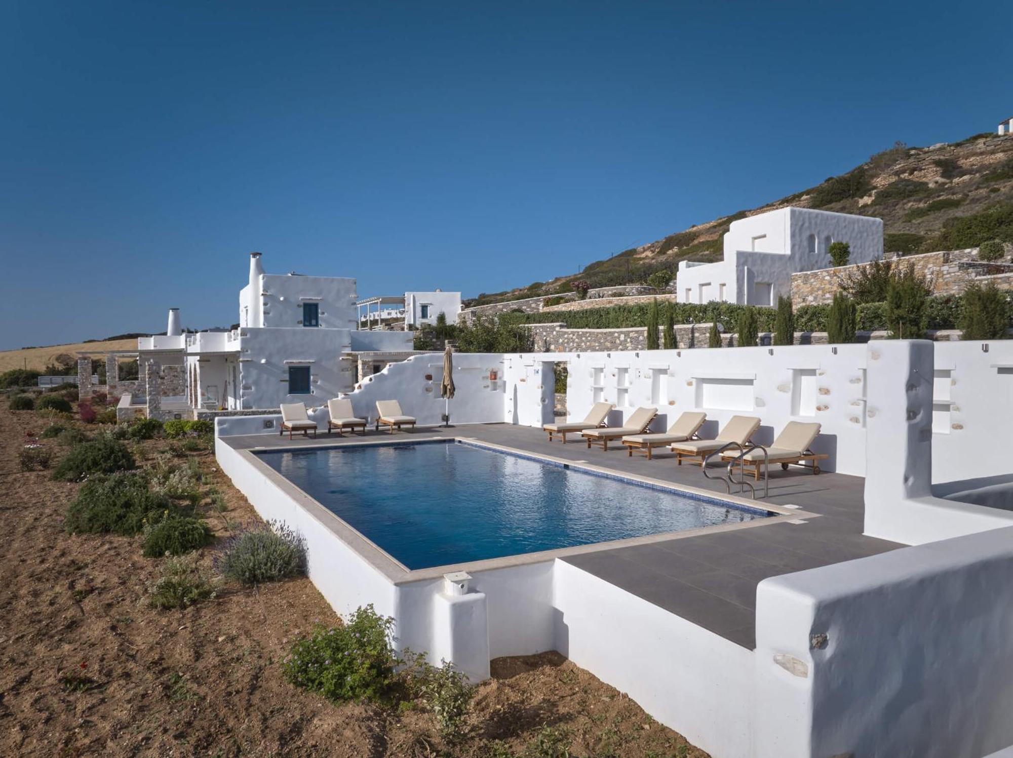 Luxurious Villa Pactia Amazing Pool Isterni  Exterior photo