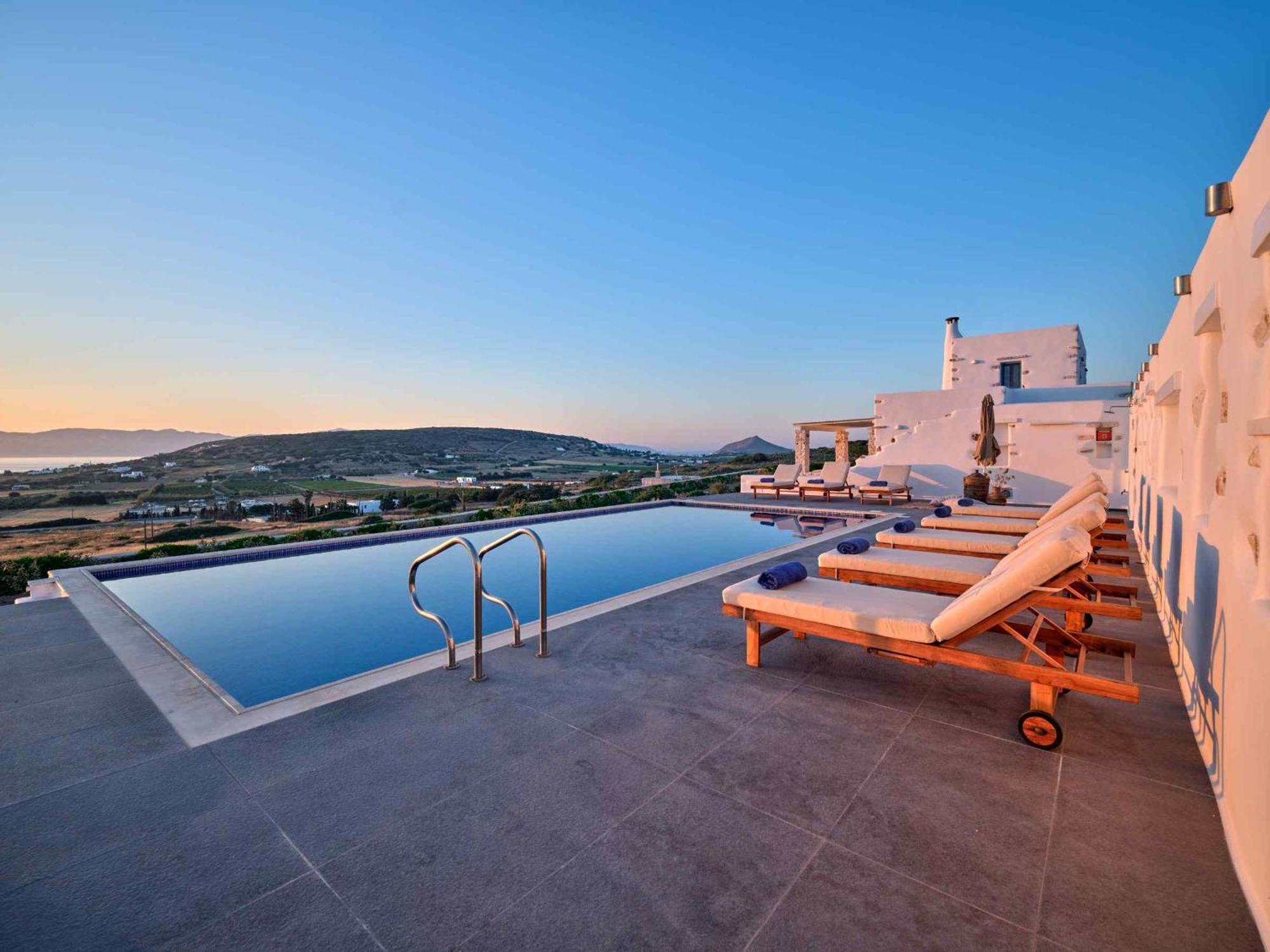 Luxurious Villa Pactia Amazing Pool Isterni  Exterior photo
