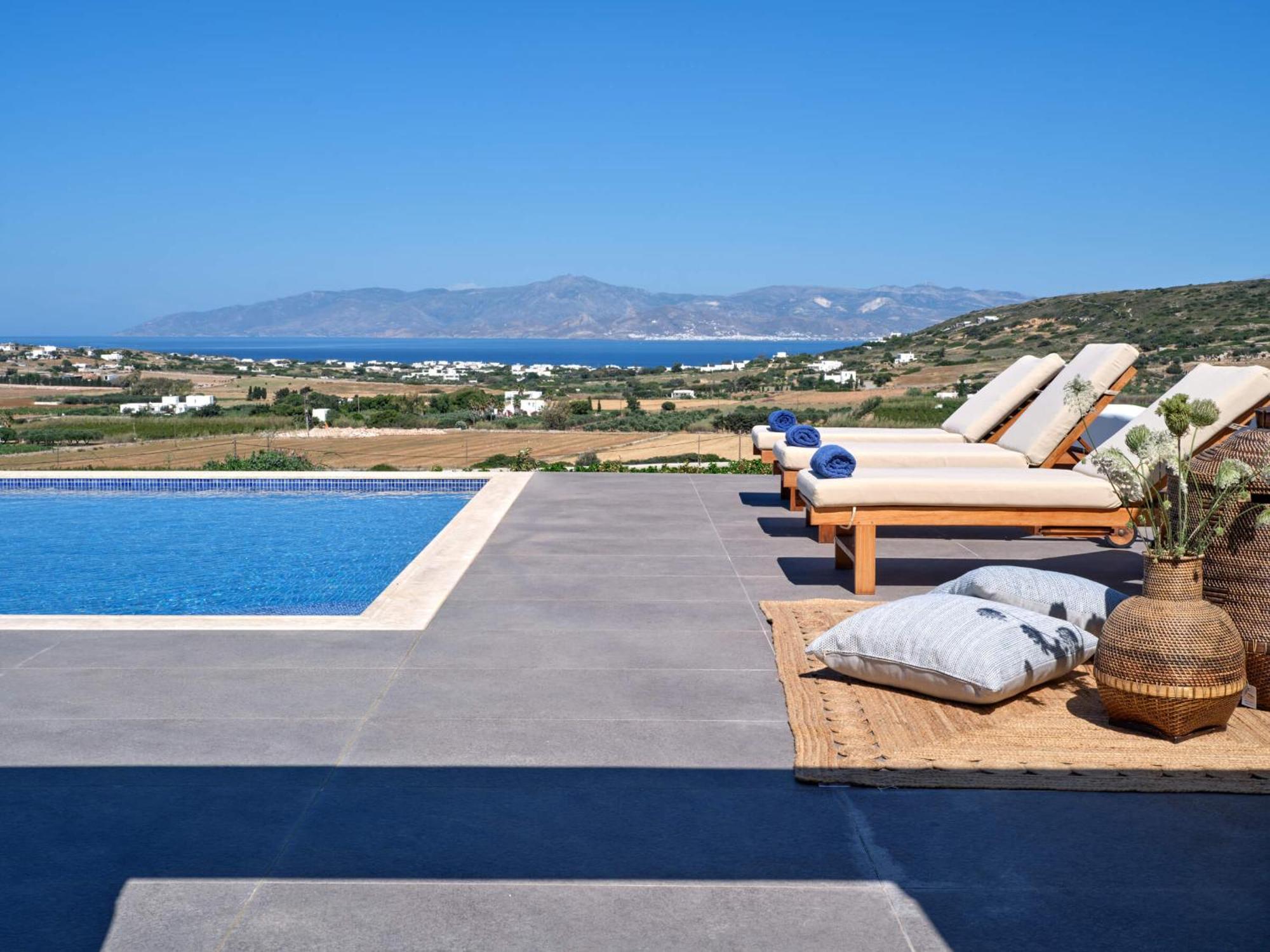 Luxurious Villa Pactia Amazing Pool Isterni  Exterior photo